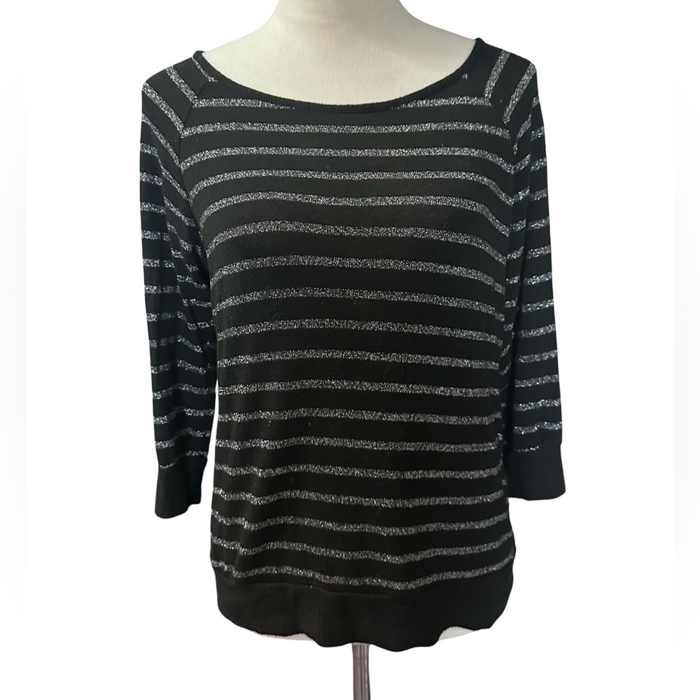 Forever 21 Black Knit Top Lightweight Size M Silver black